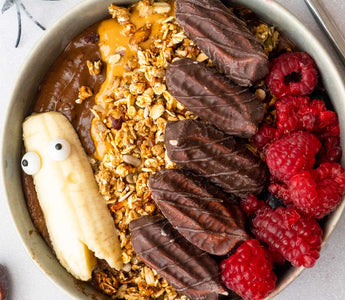 Healthy Chocolate & Peanut Butter Smoothie Bowl Recipe