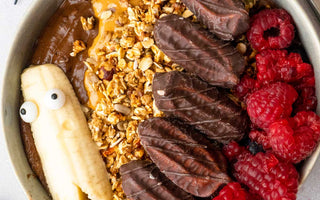 Healthy Chocolate & Peanut Butter Smoothie Bowl Recipe